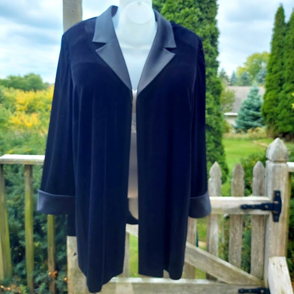 Vintage Alex Evenings Plus Size 3X Satin Open Jacket Collared with Shoulder Pads